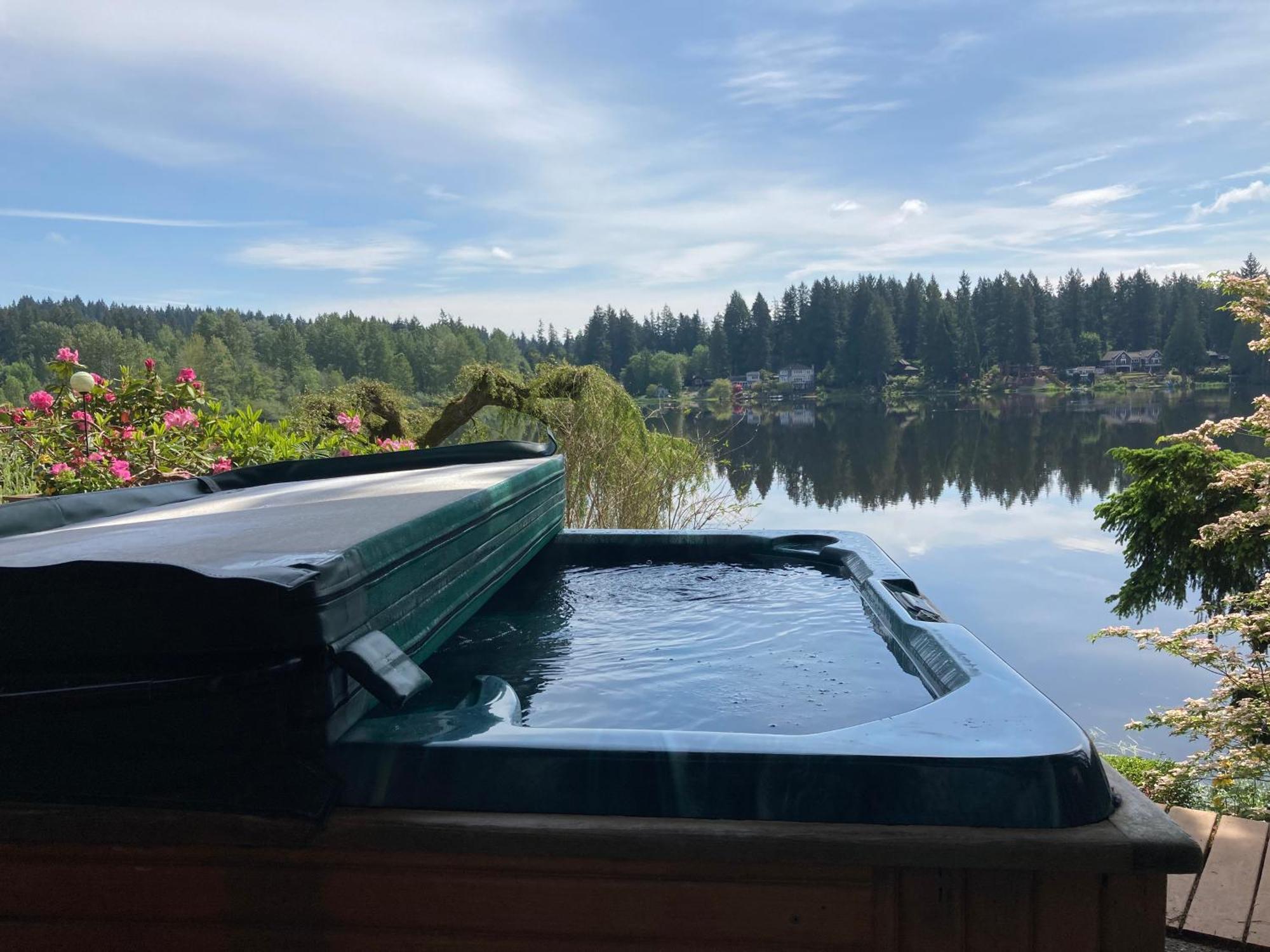 Cottage Lake Bed And Breakfast Удънвил Екстериор снимка