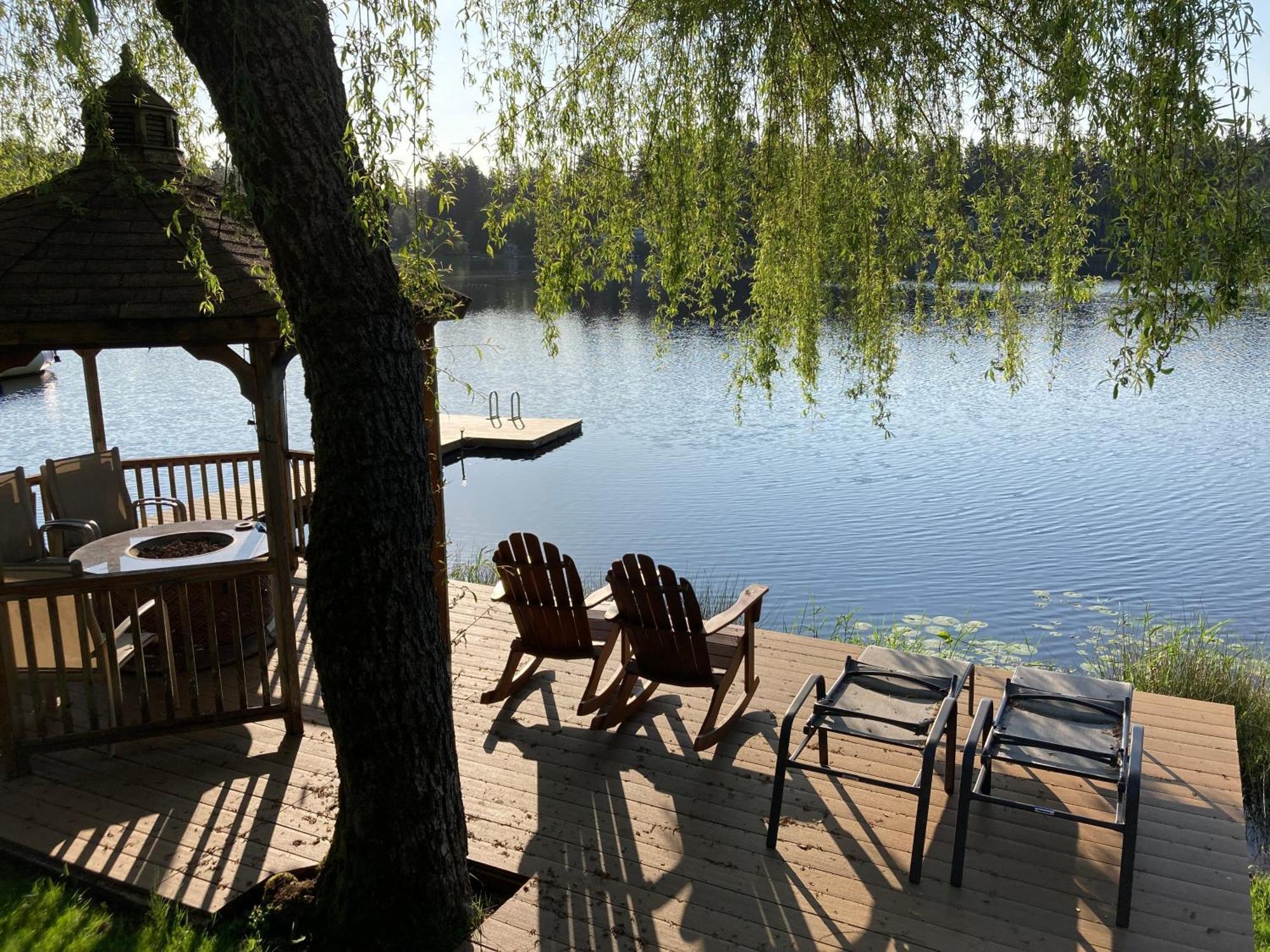 Cottage Lake Bed And Breakfast Удънвил Екстериор снимка