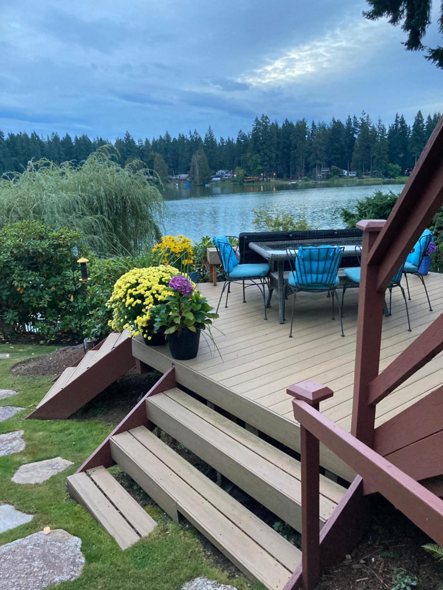 Cottage Lake Bed And Breakfast Удънвил Екстериор снимка