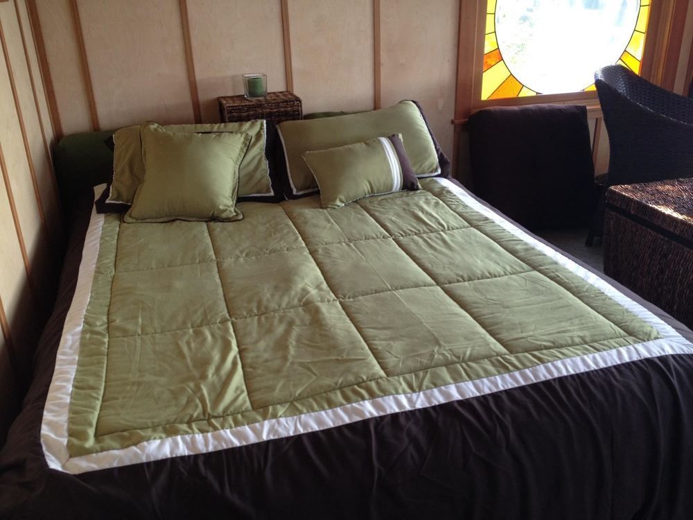 Cottage Lake Bed And Breakfast Удънвил Екстериор снимка