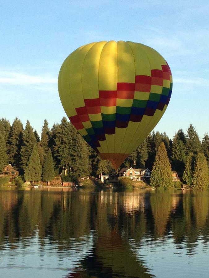 Cottage Lake Bed And Breakfast Удънвил Екстериор снимка